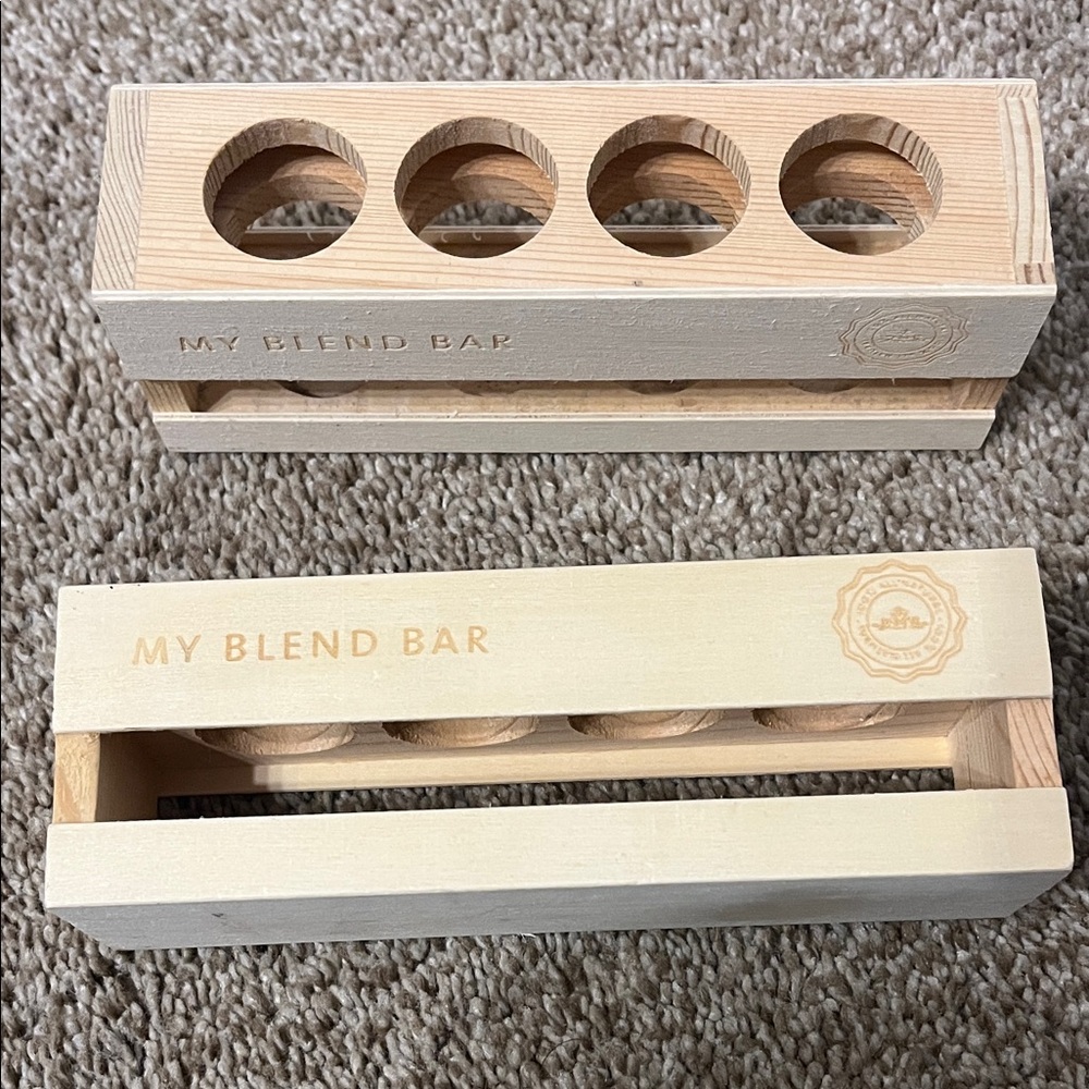 Saje Wooden Essential Oil Holder - Natural Wood